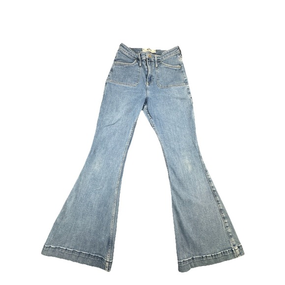 Hollister Denim - Hollister Womens‎ Jeans Size 7S (28x29) Curvy High-Rise Vintage Flare Blue
